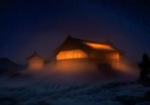免费韩剧《午夜推理》封面，侦探站在雨夜街头，霓虹灯光映照，气氛神秘